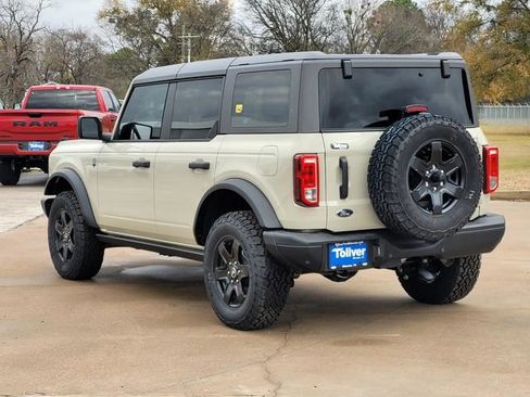 New 2025 Ford Bronco Big Bend w/ Black Diamond Package image 4