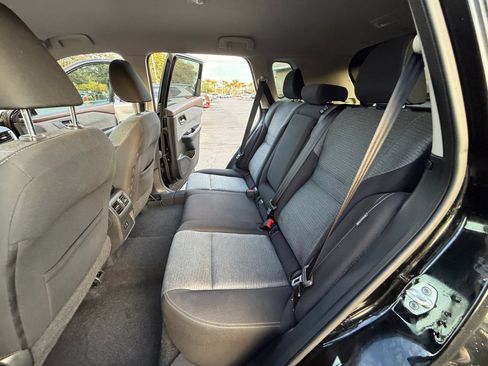 Certified 2021 Nissan Rogue SV image 17