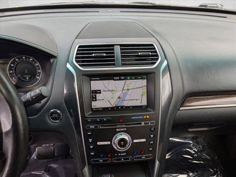 Used 2016 Ford Explorer Platinum AWD/4WD image 13