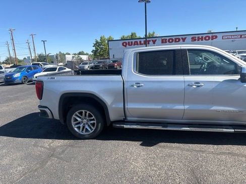 Used 2021 GMC Sierra 1500 SLT w/ SLT Premium Plus Package AWD/4WD image 16
