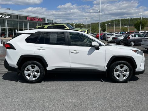 Used 2019 Toyota RAV4 XLE w/ All Weather Liner Package AWD/4WD image 2