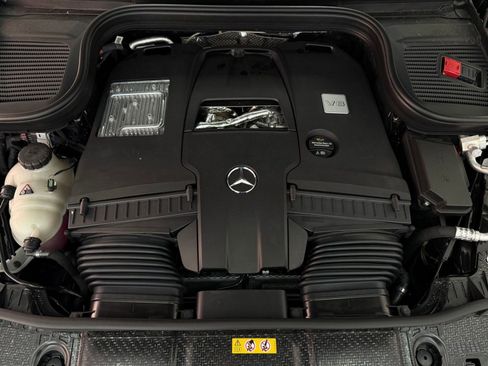 New 2026 Mercedes-Benz GLS 580 4MATIC image 34