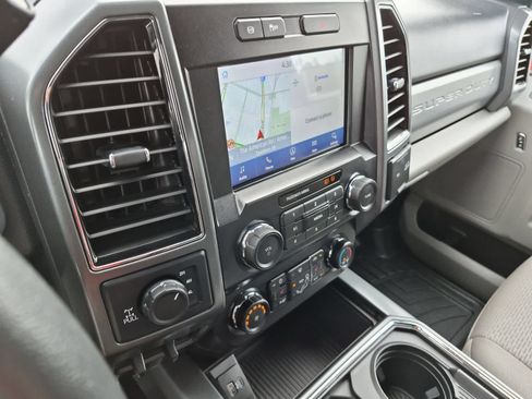 Used 2022 Ford F250 XLT w/ XLT Premium Package AWD/4WD image 27