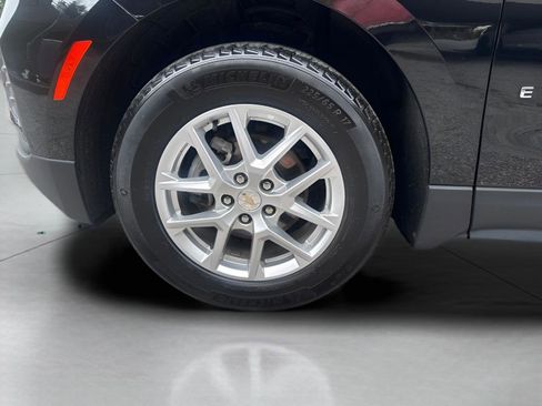 Used 2023 Chevrolet Equinox LS FWD image 5