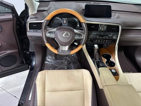 Used 2019 Lexus RX 350 FWD w/ Premium Package image 16