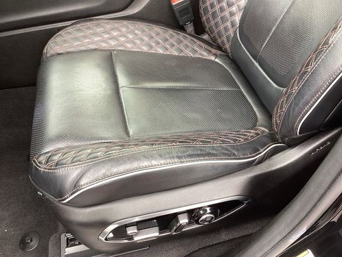 Used 2021 Jeep Grand Cherokee L Summit w/ Luxury Tech Group V image 13