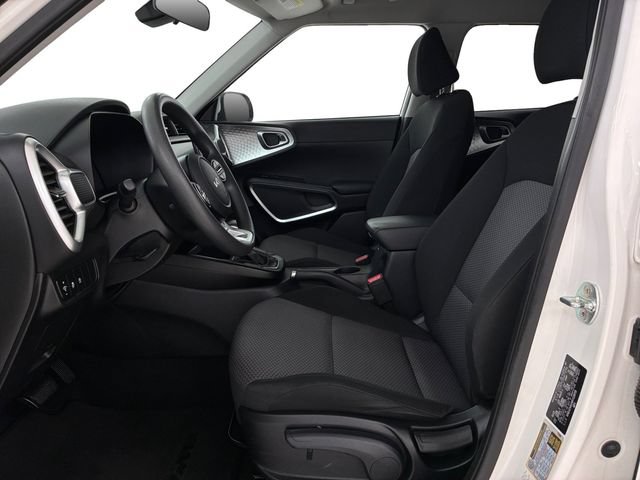 Used 2024 Kia Soul LX w/ Option Group 015 FWD image 12