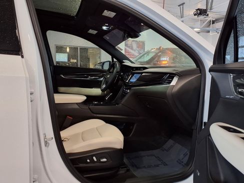 Used 2024 Cadillac XT6 Sport AWD/4WD image 30