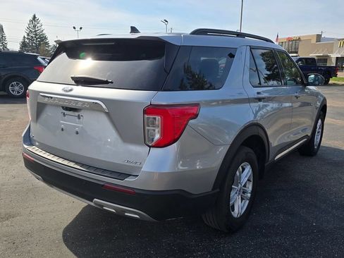 Certified 2023 Ford Explorer XLT w/ Equipment Group 202A AWD/4WD image 5