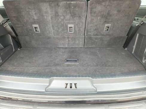 Used 2024 Ford Expedition XLT AWD/4WD image 32
