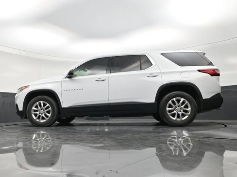 Used 2019 Chevrolet Traverse LS FWD image 21