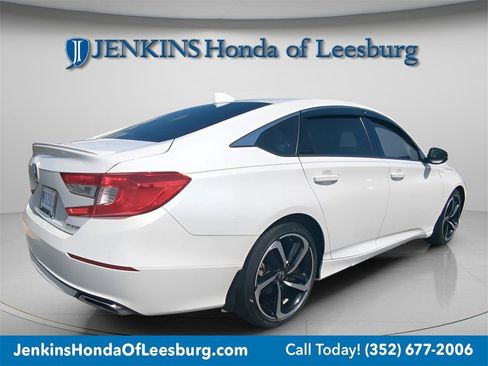 Used 2018 Honda Accord Sport image 4