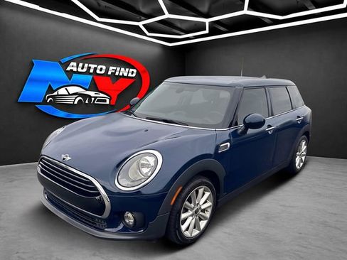 Used 2016 MINI Cooper Clubman FWD image 1