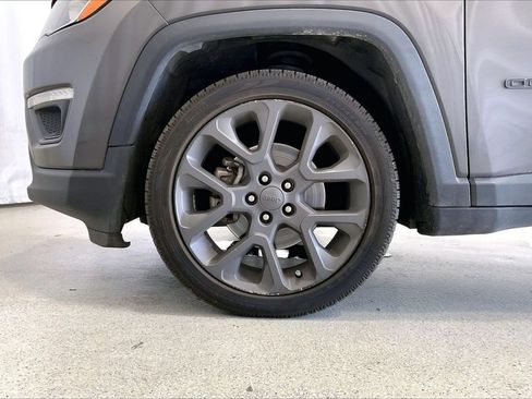Used 2021 Jeep Compass Latitude FWD image 6