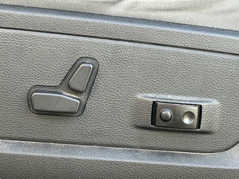 Used 2018 RAM 1500 Big Horn image 26