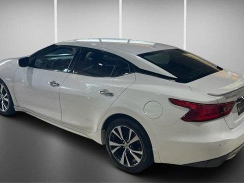 Used 2016 Nissan Maxima 3.5 SV FWD image 3