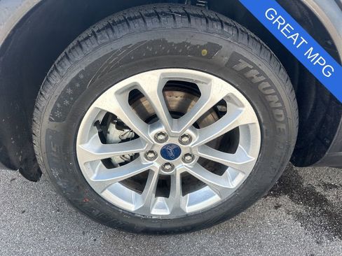 Used 2020 Ford Escape SE FWD image 30