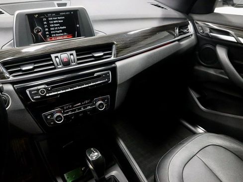 Used 2017 BMW X1 xDrive28i image 32
