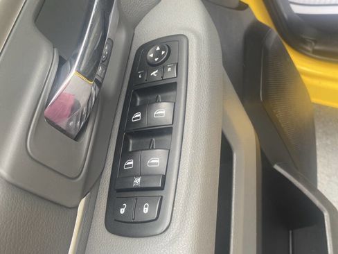 Used 2015 RAM 1500 Big Horn AWD/4WD image 9