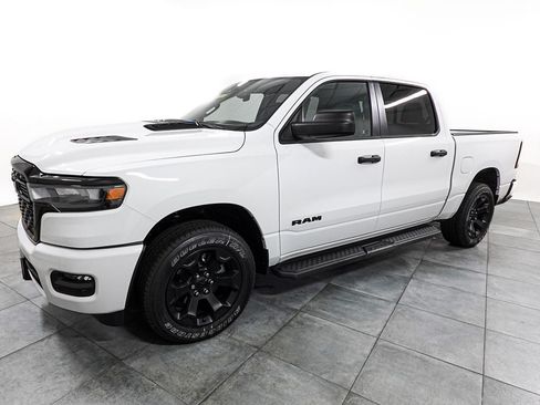 New 2026 RAM 1500 Express AWD/4WD image 4