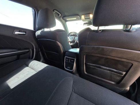 Used 2017 Dodge Charger R/T Scat Pack RWD image 10