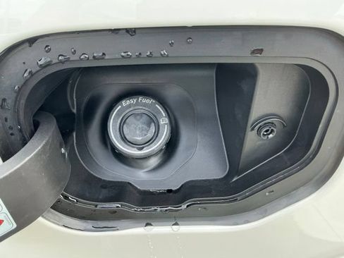 Used 2026 Ford F150 Lariat w/ Equipment Group 501A Mid AWD/4WD image 6