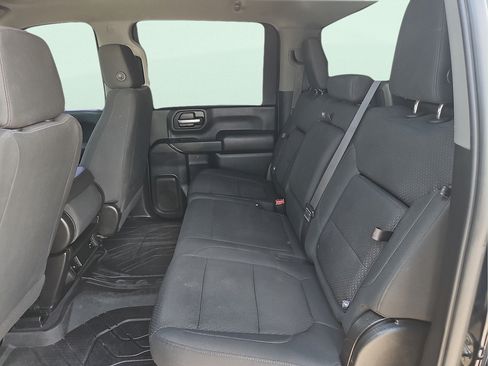 Used 2021 Chevrolet Silverado 2500 Custom w/ Custom Convenience Package AWD/4WD image 11