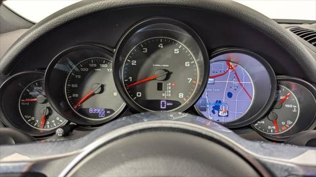 Used 2016 Porsche Cayenne w/ Premium Package AWD/4WD image 26