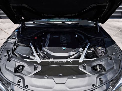Used 2022 BMW 840i Convertible RWD image 17