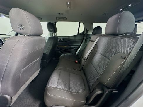 Used 2021 GMC Acadia SLE w/ Driver Convenience Package FWD image 36