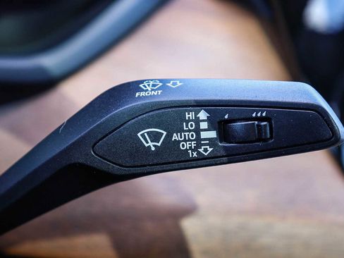 Used 2022 Audi e-tron GT Premium Plus image 31