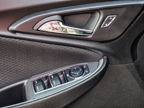 Certified 2025 Chevrolet Malibu LT image 10