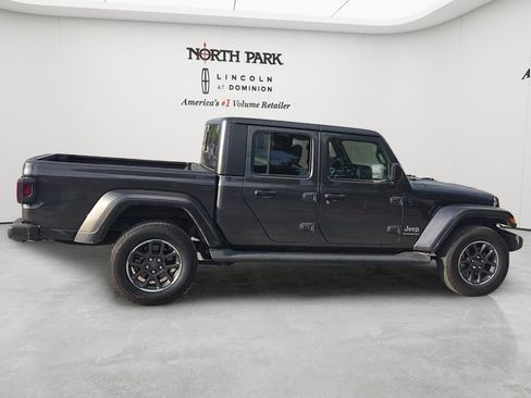 Used 2021 Jeep Gladiator Overland w/ Popular Equipment Package AWD/4WD image 4