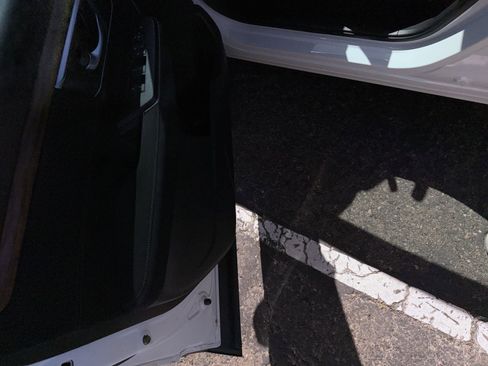 Used 2021 Honda CR-V EX image 10