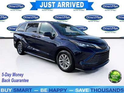 Used 2022 Toyota Sienna LE