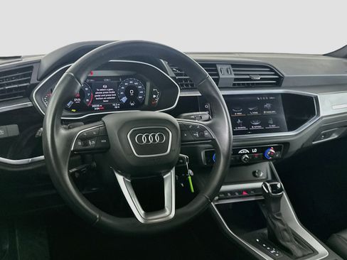 Used 2025 Audi Q3 2.0T Premium AWD/4WD image 18