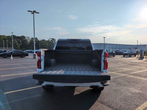 Used 2021 Chevrolet Silverado 1500 RST AWD/4WD image 5