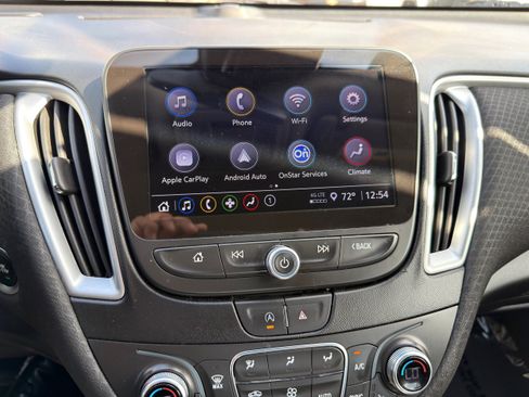 Used 2024 Chevrolet Malibu LT image 28