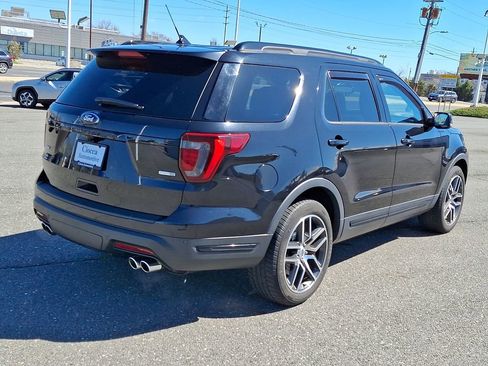 Used 2019 Ford Explorer Sport AWD/4WD image 9
