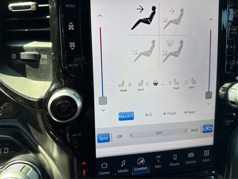 Used 2023 RAM 1500 Limited w/ Body Color Bumper Group image 32