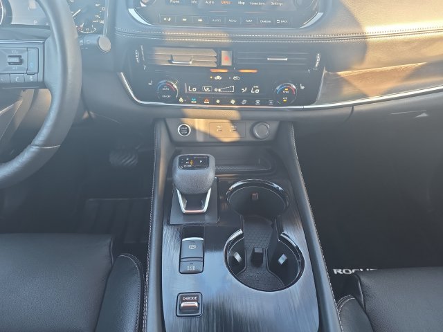 Used 2021 Nissan Rogue SL w/ Premium Package FWD image 20