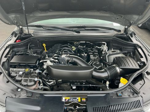 Used 2023 Dodge Durango GT AWD/4WD image 19