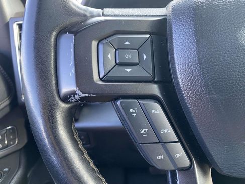 Used 2020 Ford Expedition Max Limited image 22