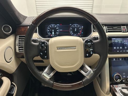 Used 2019 Land Rover Range Rover Supercharged image 18