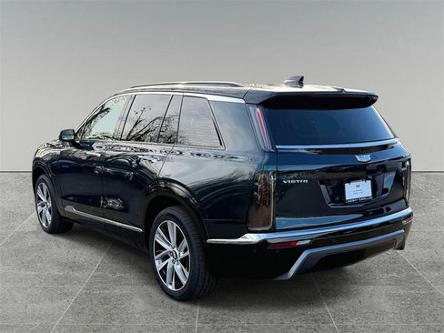 New 2026 Cadillac Vistiq Luxury image 11