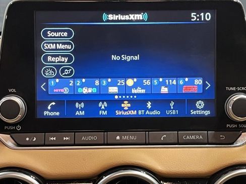 Used 2024 Nissan Sentra SV w/ SV Premium Package image 14