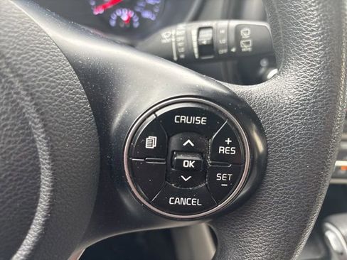 Used 2021 Kia Soul LX image 15