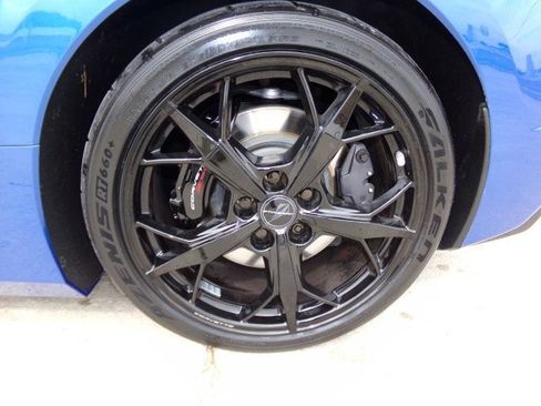 Used 2022 Chevrolet Corvette Stingray Premium Cpe w/ Z51 Performance Package RWD image 12
