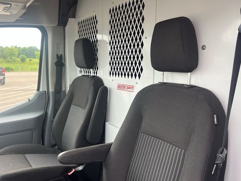 Used 2016 Ford Transit 250 148 Medium Roof w/ Interior Upgrade Package RWD image 10