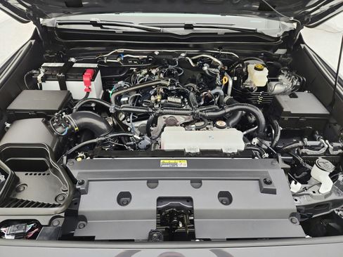 Used 2026 Toyota Tacoma SR5 RWD image 16